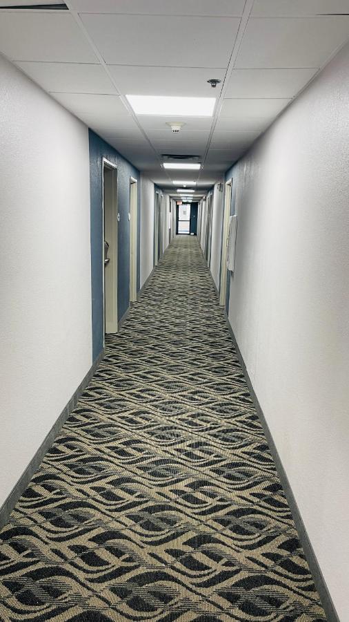 Baymont By Wyndham Chicago/calumet Hotel