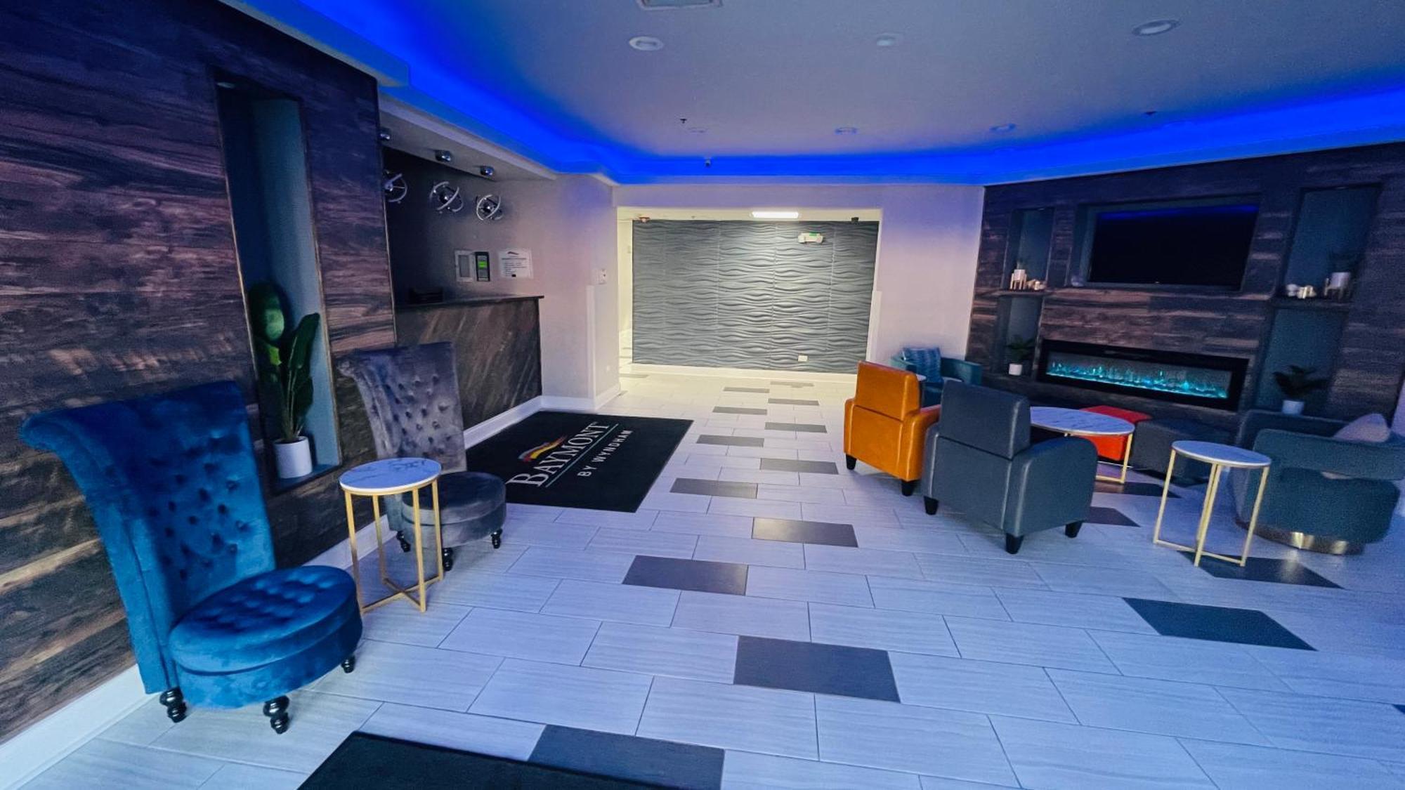 Baymont By Wyndham Chicago/calumet Hotel