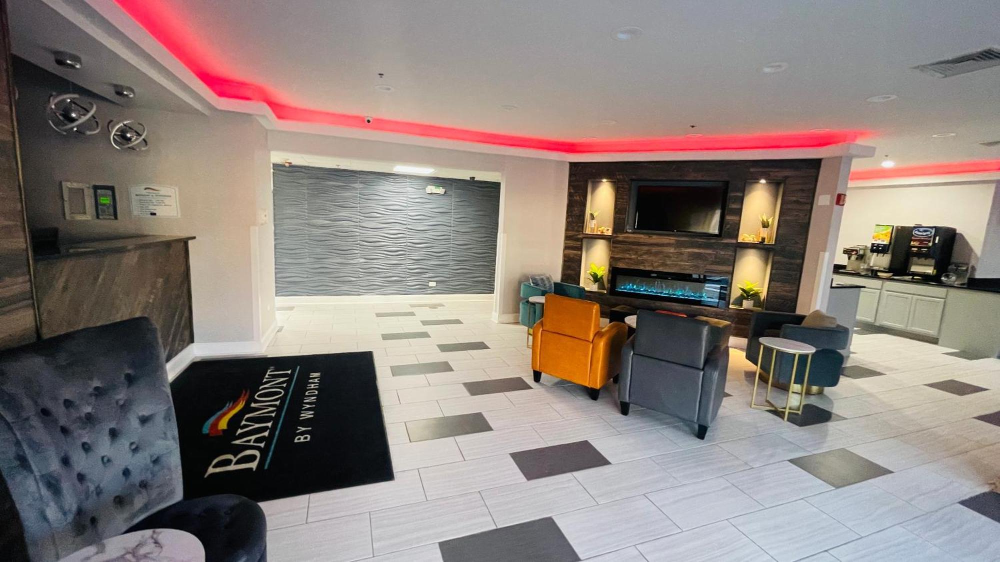 Baymont By Wyndham Chicago/calumet Hotel