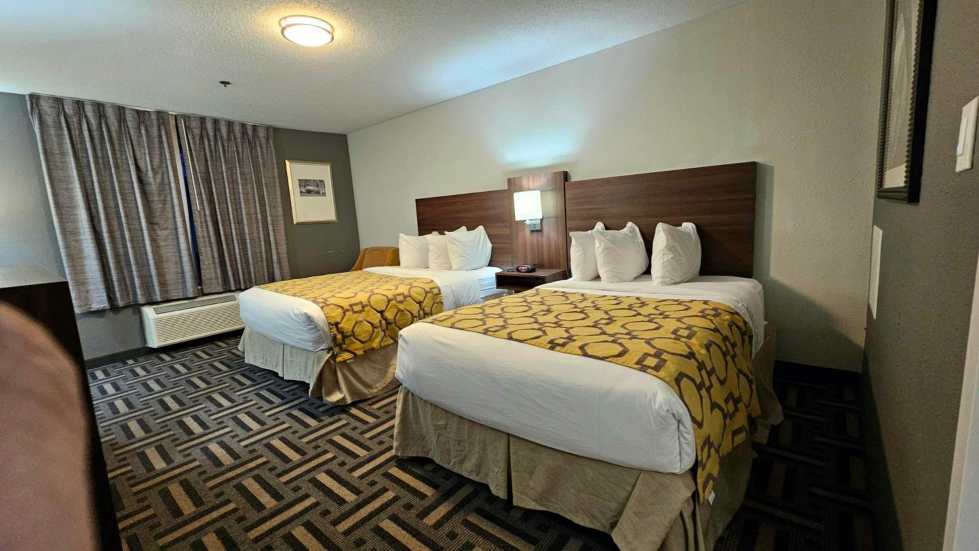 Baymont By Wyndham Chicago/calumet Hotel