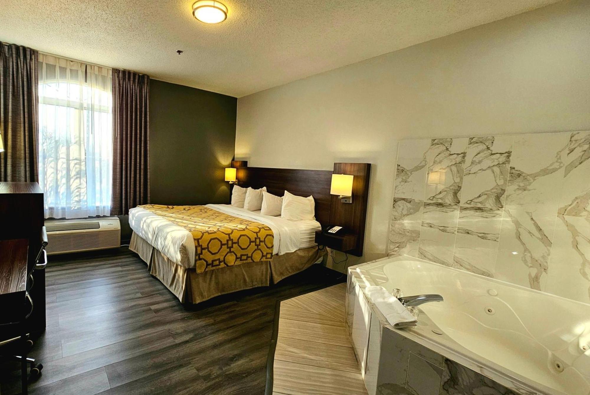 Baymont By Wyndham Chicago/calumet Hotel Calumet City