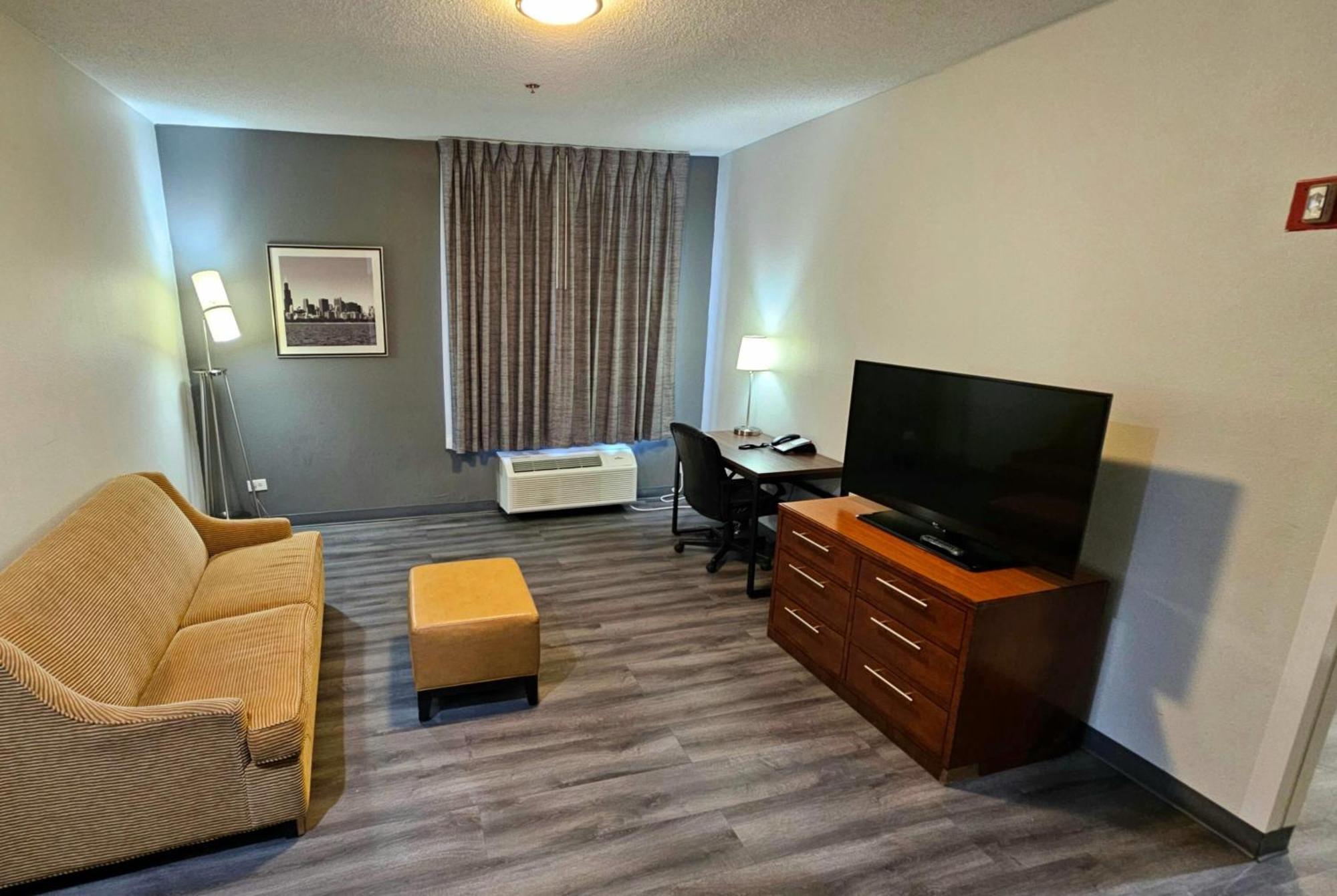 Hotel Baymont By Wyndham Chicago/calumet