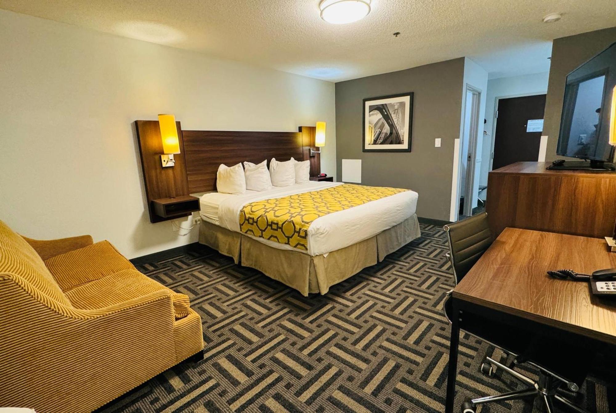 Hotel Baymont By Wyndham Chicago/calumet Calumet City