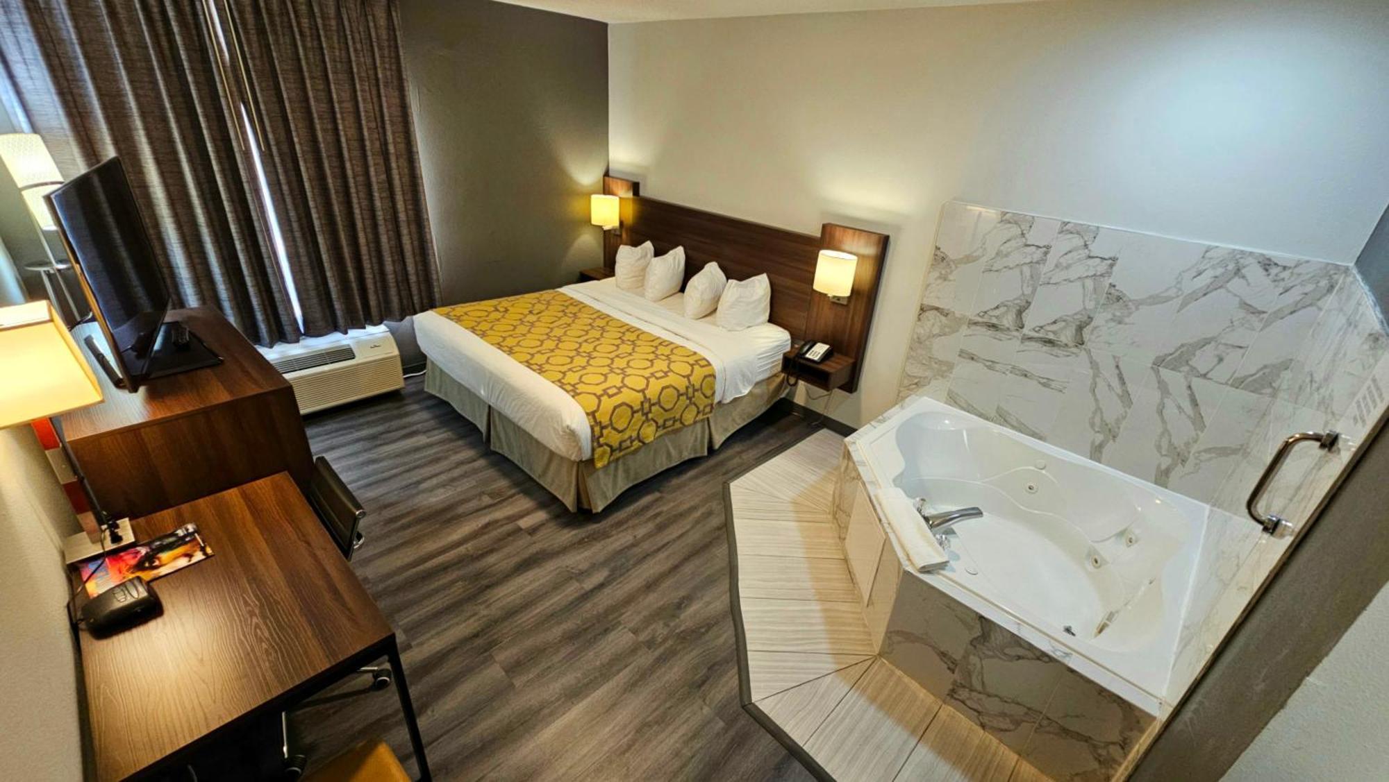 Baymont By Wyndham Chicago/calumet Hotel 3*