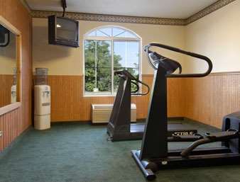 Hotel Baymont By Wyndham Chicago/calumet 3*