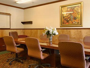 Hotel Baymont By Wyndham Chicago/calumet Calumet City